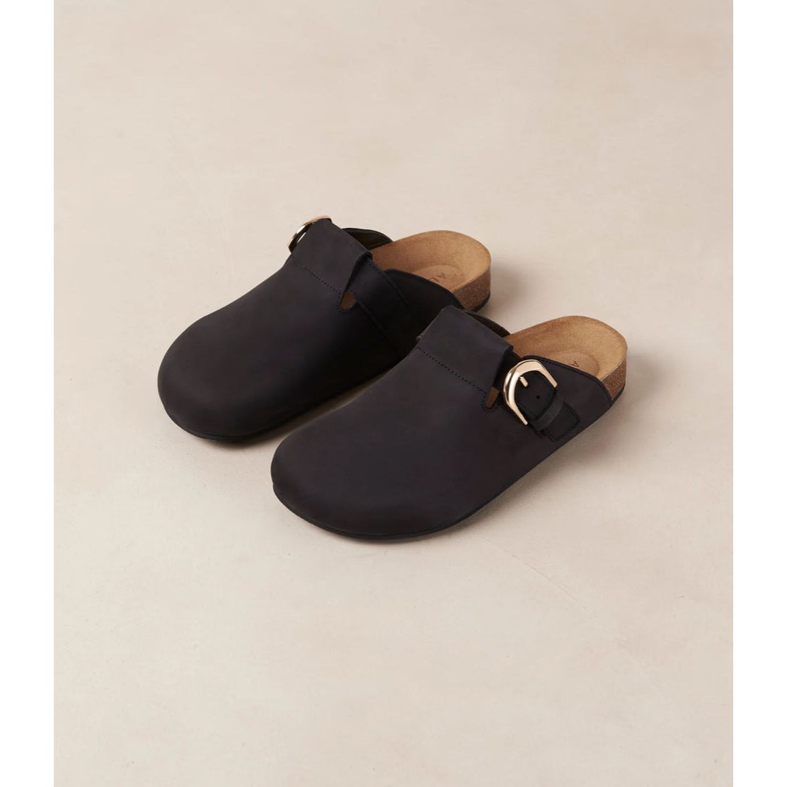 TRAVIS LEATHER CLOG BLACK